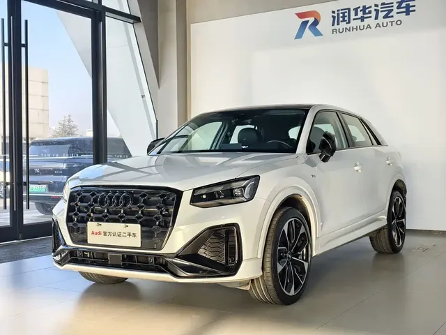 Audi Q2L 2024 35TFSI Luxury Sport