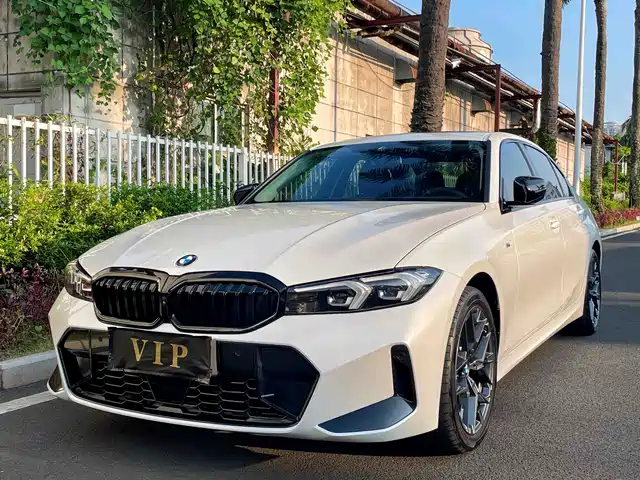 BMW 3 Series 2025 330Li M Sport Night Edition
