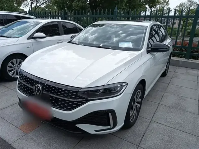 Volkswagen Lavida 2024 Model 300TSI DSG Starlight Leading Edition