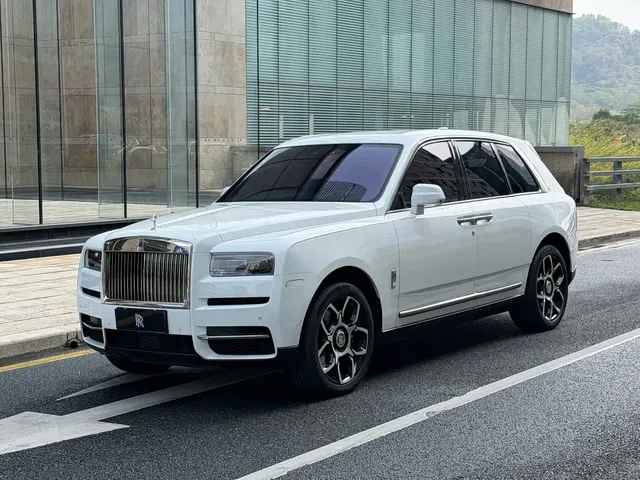 Rolls-Royce Cullinan 2018 4-Seater Version