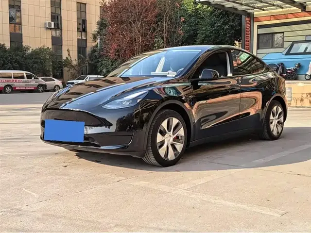 Tesla Model Y 2022 Facelift Rear-Wheel Drive Version
