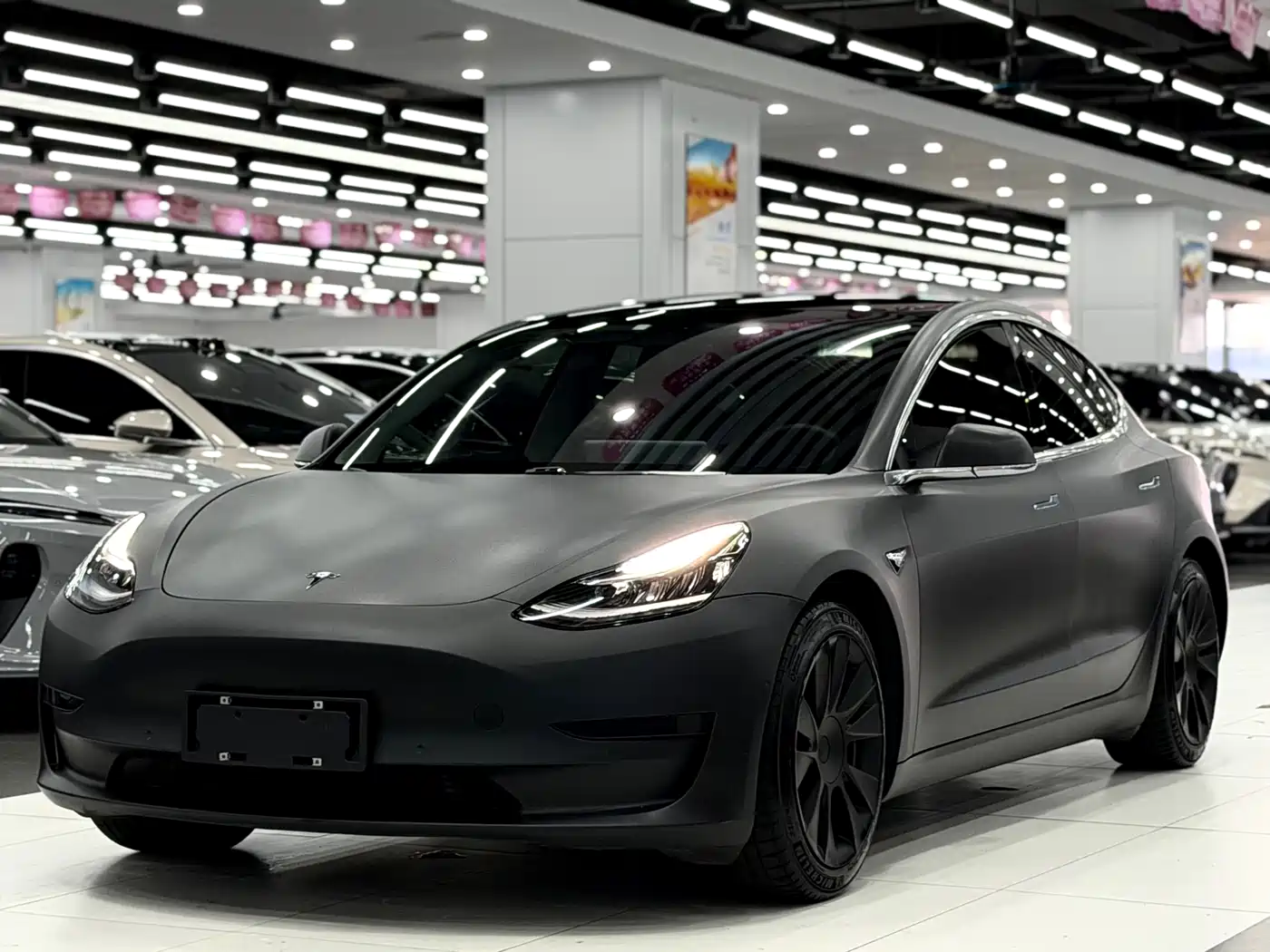 Tesla Model 3 2020 Standard Range Rear-Wheel Drive Upgrade
