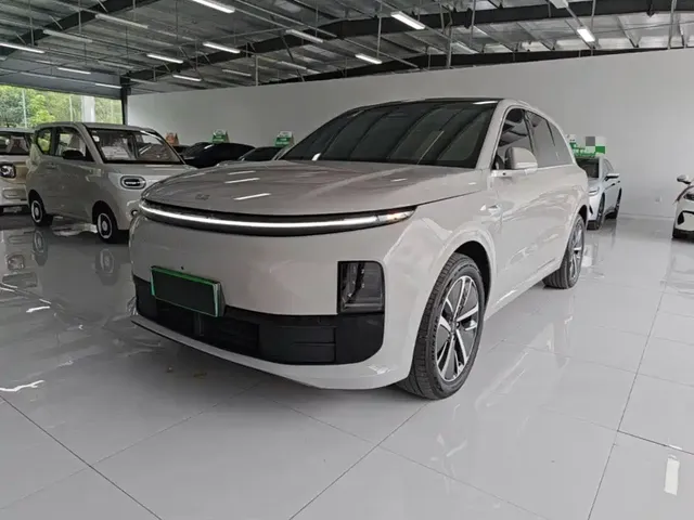 Li Auto L6 2024 Pro