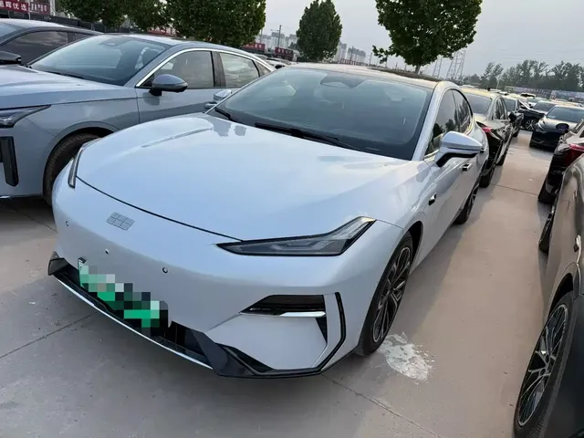 Geely Galaxy E8 2024 665km RWD Starship Voyager Edition