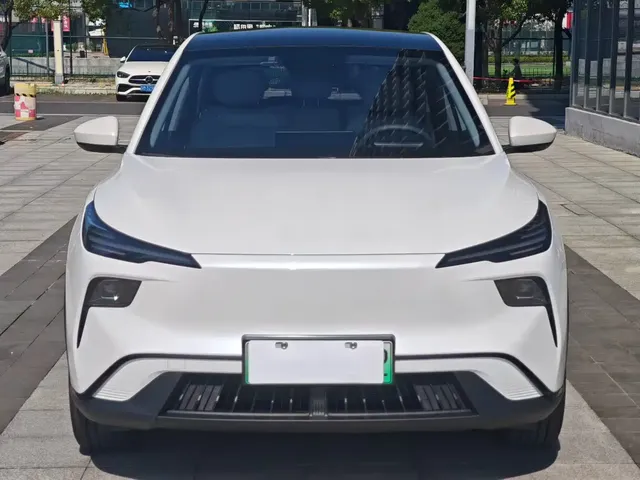 Besturn Yueyi 03 2025 Model 445km Delight Edition