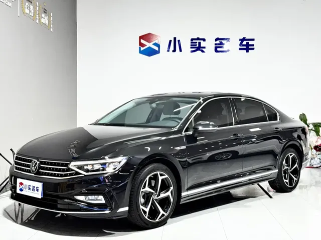 Volkswagen Magotan 2023 Model 2 Million Commemorative Edition 330TSI DSG Luxury