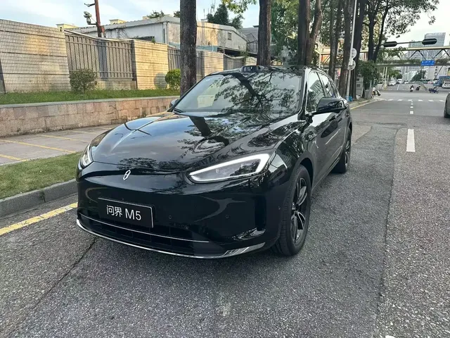AITO Wenjie AITO M5 2025 Extended Range Ultra RWD