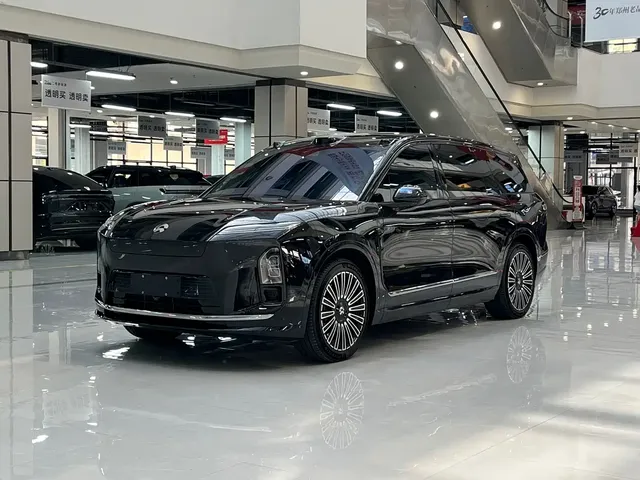NIO ES8 2025 Model 6-Seat Executive Luxury Edition