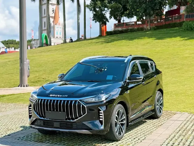 Jetour X70 PLUS 2023 1.6T DCT Champion PRO+ 7-seater