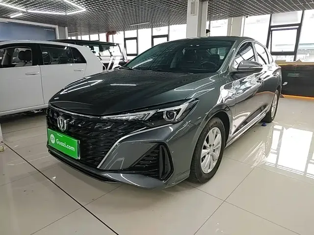 Changan Eado 2025 Model PLUS 1.5L Manual Luxury Edition