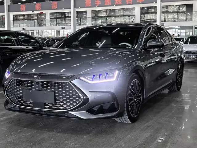 BYD Han 2022 DM-i 121KM Premium
