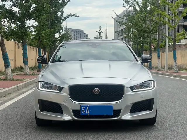 Jaguar XEL 2018 2.0T 200PS Premium Edition