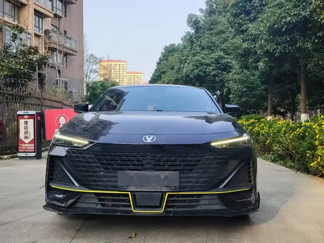 Changan UNI-V 2022 1.5T Sport Edition