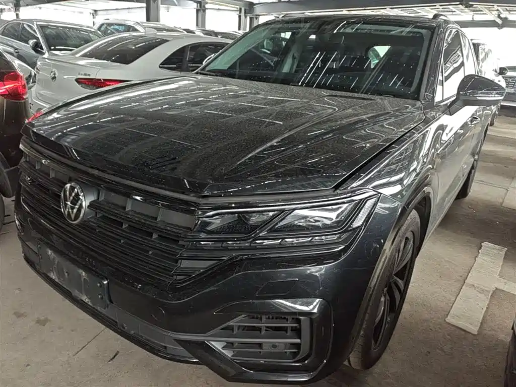 Volkswagen Touareg 2022 3.0TSI Rui Xiang Edition Gloss Black Sport Package