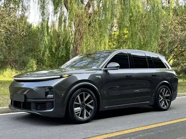 Li Auto Li L8 2023 Pro