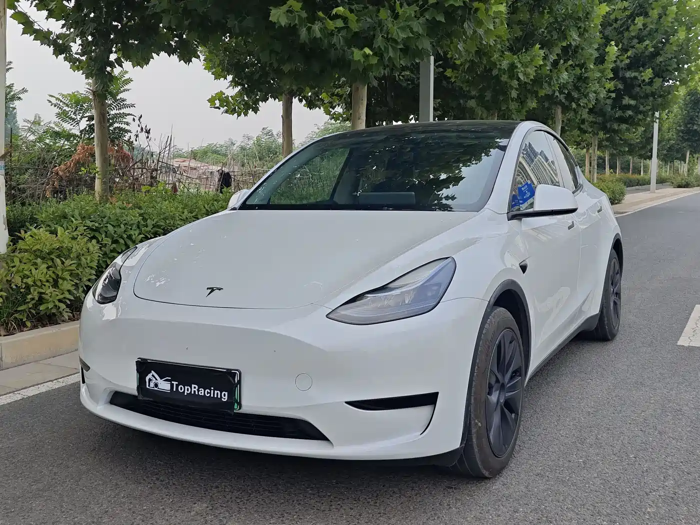 Tesla Model Y 2024 Rear-Wheel Drive Version
