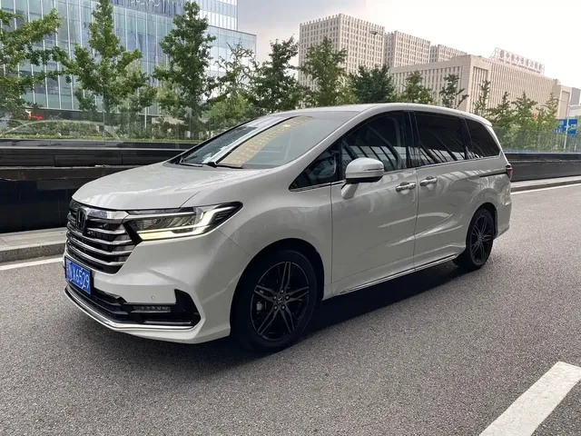 Honda Odyssey 2022 2.0L e:HEV Sharp Supreme Edition