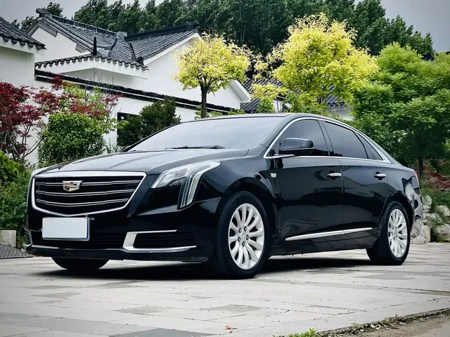 Cadillac XTS 2018 28T Technology