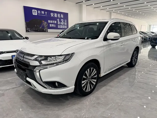 Mitsubishi Outlander 2021 2.0L FWD Comfort Edition 5-seater