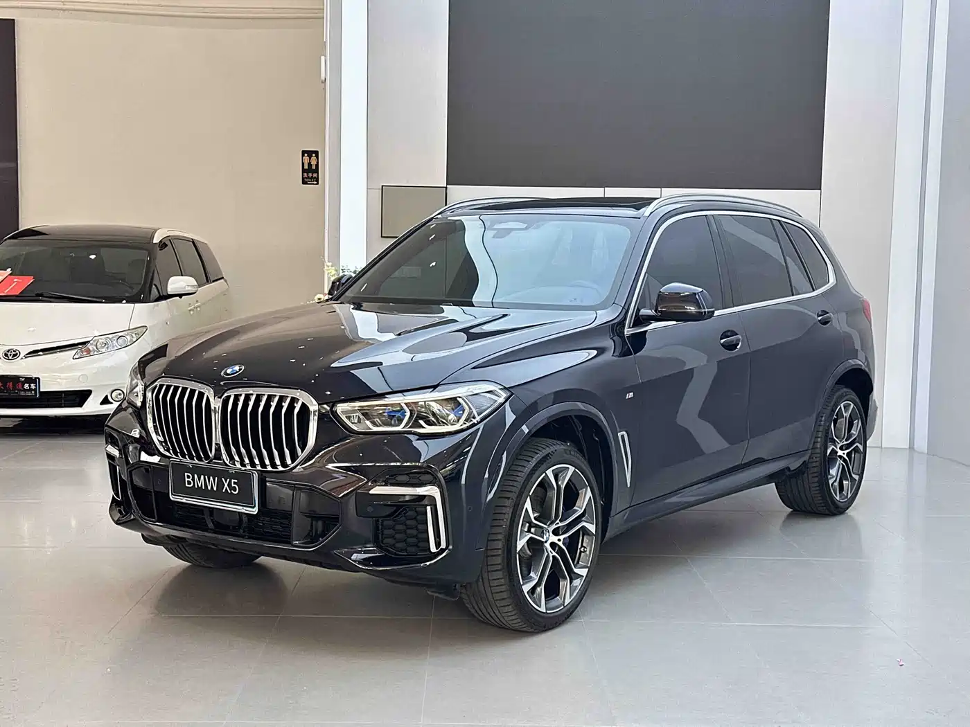 BMW X5 2022 Facelift xDrive 40Li Premium M Sport Package