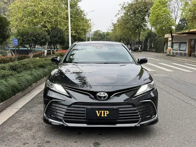 Toyota Camry 2021 2.0G Luxury Edition
