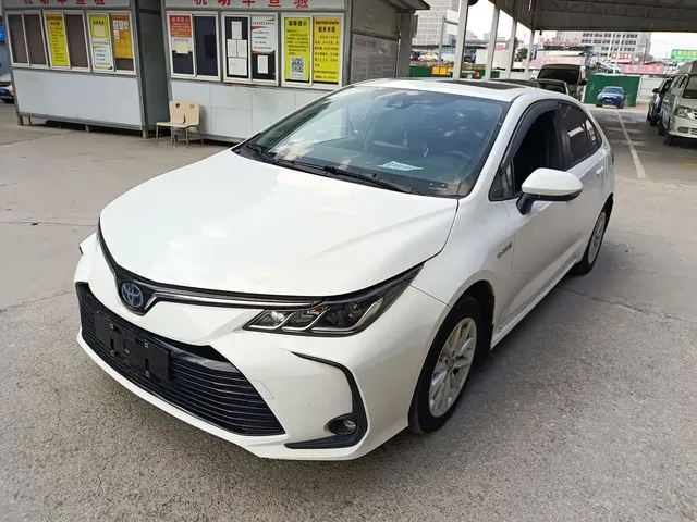 Toyota Corolla 2021 Hybrid 1.8L E-CVT Pioneer Edition