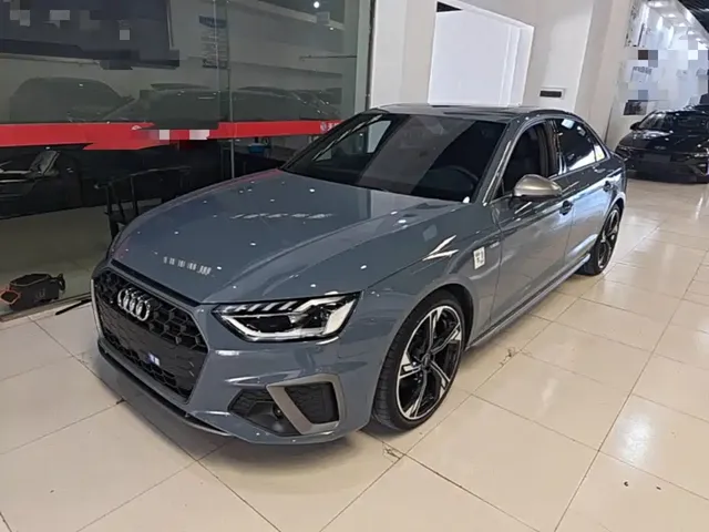 Audi A4L 2022 40 TFSI quattro RS Kit Burning Speed