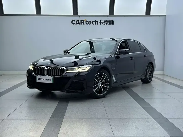 BMW 5 Series New Energy 2022 535Le M Sport Package