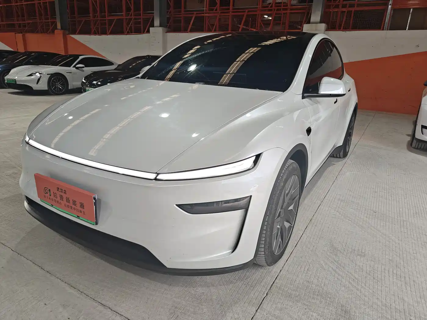Tesla Model Y L 2025 Facelift Long Range AWD