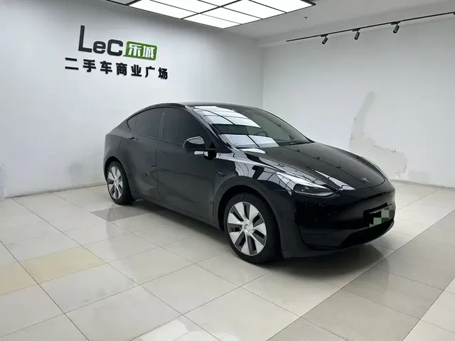 Tesla Model Y 2022 Facelift Rear-Wheel Drive Version