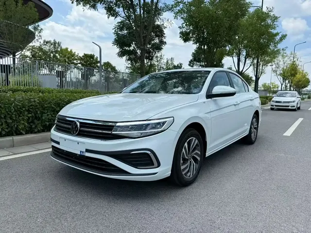 Volkswagen Bora 2025 200TSI DSG Joy Ride Navigation Edition