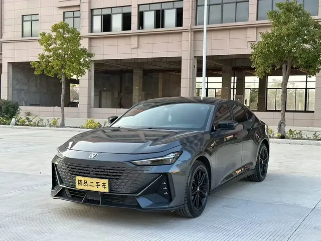 Changan UNI-V 2024 1.5T Deluxe