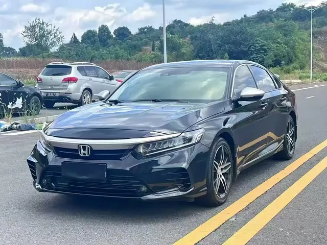Honda Inspire 2022 260TURBO Premium Joy Edition