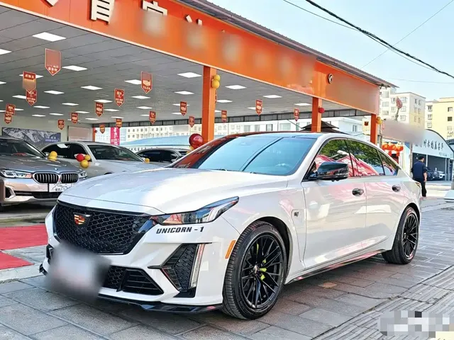 Cadillac CT5 2023 28T Luxury Style (Standard Edition)