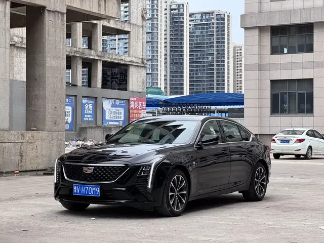 Cadillac CT5 2025 Model 28T Urban Sport Edition