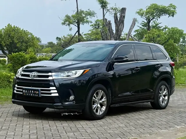 Toyota Highlander 2021 2.0T FWD Elite 7-Seater