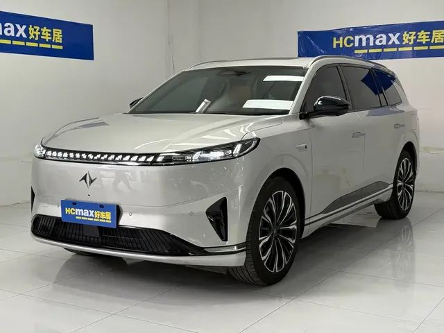 Dongfeng Yipai eπ008 2026 6-seater Extended Range Family Edition