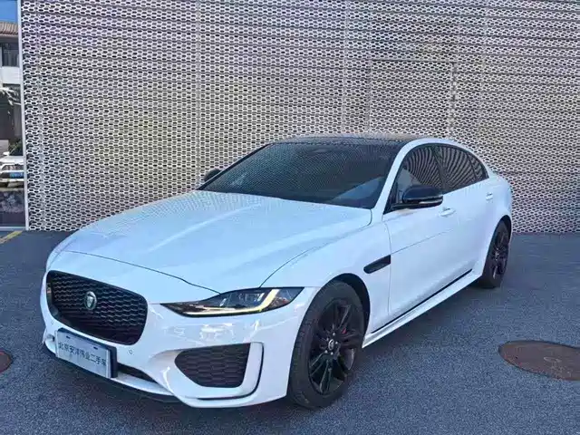 Jaguar XEL 2024 Model 2.0T 200PS R-DYNAMIC Youth Sport Edition