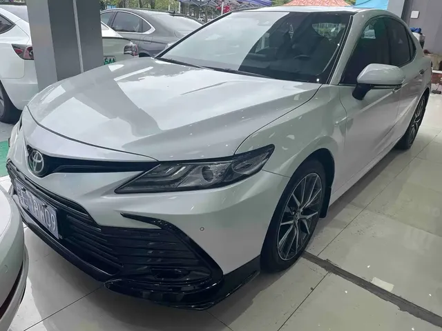 Toyota Camry 2021 2.5G Luxury Edition