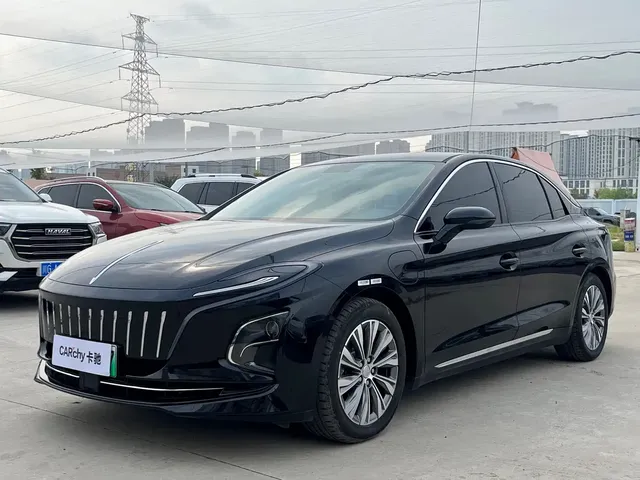 Hongqi E-QM5 2024 560km PLUS