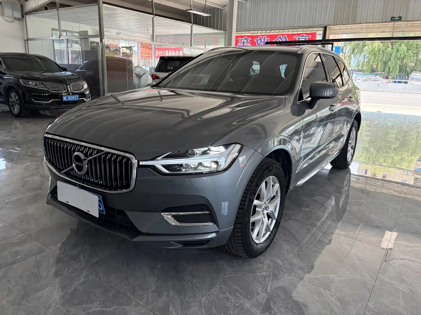 Volvo XC60 2021 T5 AWD Momentum