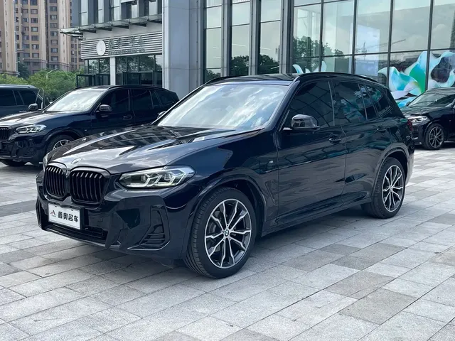 BMW X3 2022 xDrive30i Leading M Night Package