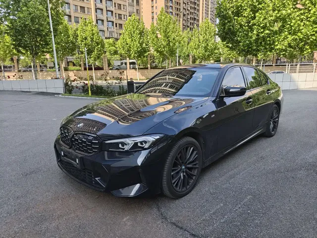 BMW 3 Series 2023 325i M Sport Black Night Package