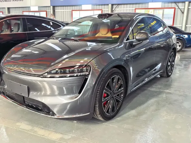Zhijie Luxeed R7 2025 Extended Range 331km Ultra
