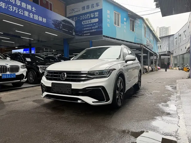 Volkswagen Tiguan L 2022 330TSI Auto 2WD R-Line Premium Edition