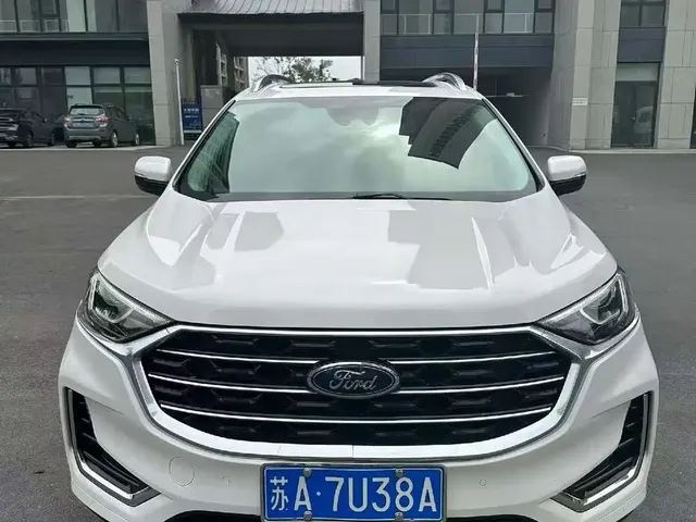 Ford Edge 2022 PLUS EcoBoost 245 AWD Platinum Sharp 7-Seater
