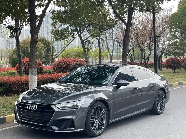 Audi A7 2023 Model 45 TFSI Premium Selection Edition