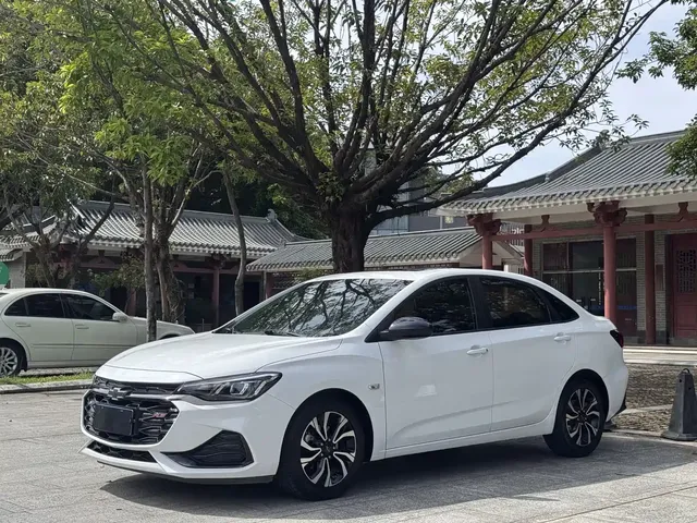Chevrolet Monza 2020 Mild Hybrid RS 330T Automatic Smooth Edition