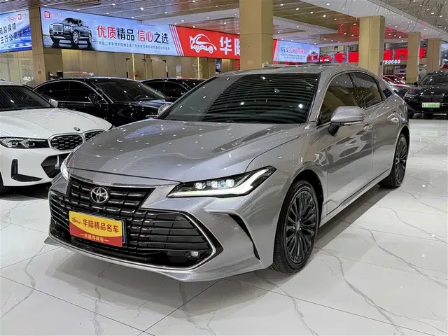 Toyota Avalon 2023 2.0L XLE Premium Edition