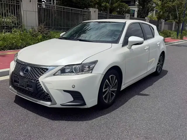 Lexus CT 2017 CT200h Elite Edition Monochrome China V